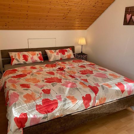 Haus Am Sonnenhuegel Appartement Bad Urach Buitenkant foto
