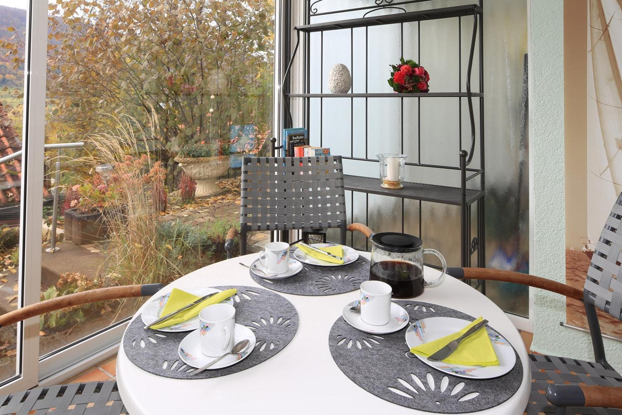 Haus Am Sonnenhuegel Appartement Bad Urach Buitenkant foto