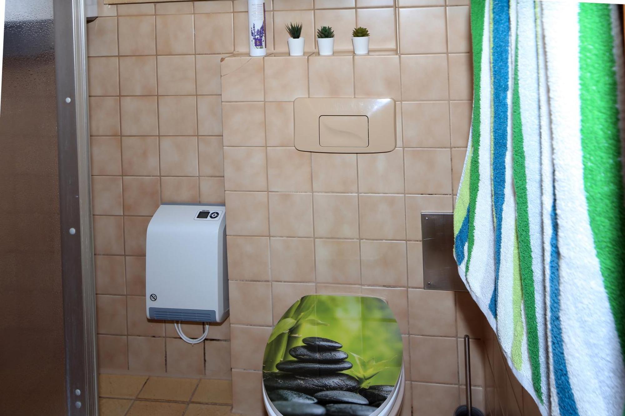 Haus Am Sonnenhuegel Appartement Bad Urach Buitenkant foto